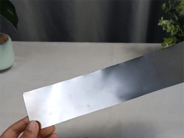 测量铝片的颜色，选用水蜜桃网站在线看时TS7700分光测色仪！